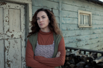 Картинка midnight+mass+ мини–сериал+2021 кино+фильмы -unknown+ другое midnight mass детектив драма фэнтези сериал netflix kate siegel erin greene