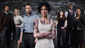 Картинка кино+фильмы blindspot+ сериал майка тату коллеги стена