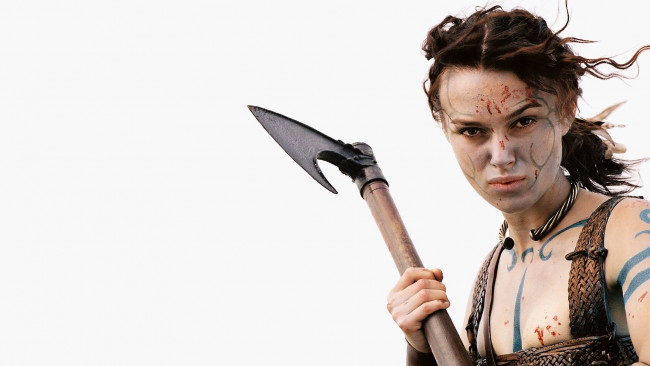 Обои картинки фото кино фильмы, king arthur, девушка, раскрас, топор
