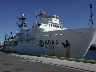 обоя корабли, баржи