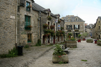 Картинка франция бретань рошфор ан тер города улицы площади набережные дома улица цветы