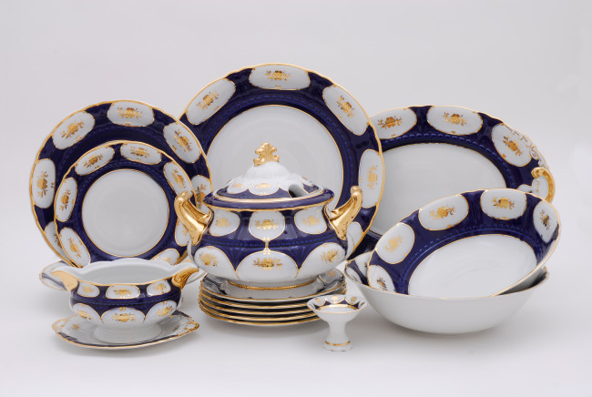 Обои картинки фото разное, посуда, столовые, приборы, кухонная, утварь, тарелки, сервиз