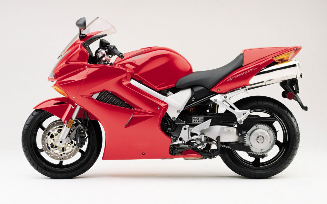 Обои картинки фото мотоциклы, honda, interceptor