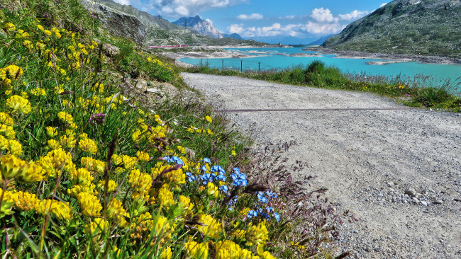 Обои картинки фото природа, дороги, горы, дорога, залив