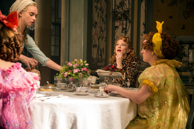 Обои картинки фото кино фильмы, cinderella , 2015, золушка, сестры, мачеха