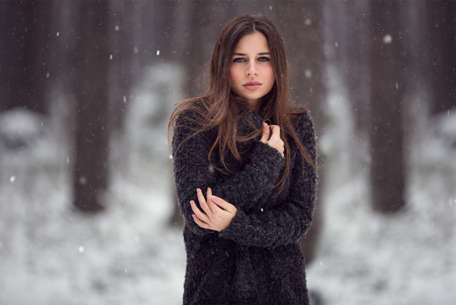 Обои картинки фото девушки, -unsort , брюнетки,  шатенки, лицо, взгляд