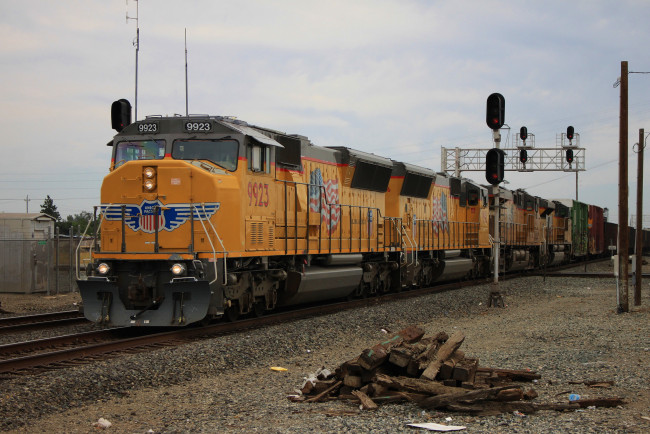 Обои картинки фото техника, поезда, локомотив, состав