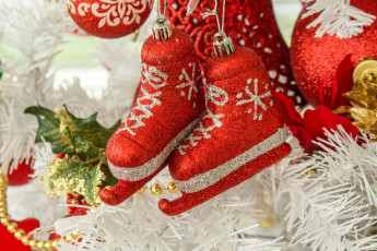 Картинка праздничные украшения игрушки