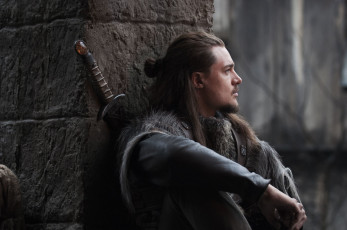Картинка кино+фильмы the+last+kingdom+ сериал воин стена