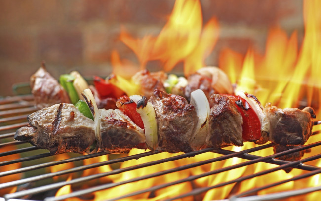 Обои картинки фото еда, шашлык,  барбекю, решетка, огонь