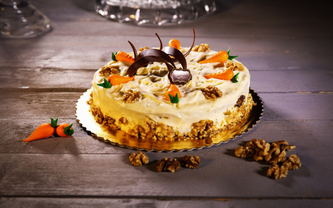 Обои картинки фото еда, торты, грецкие, орехи, торт, крем