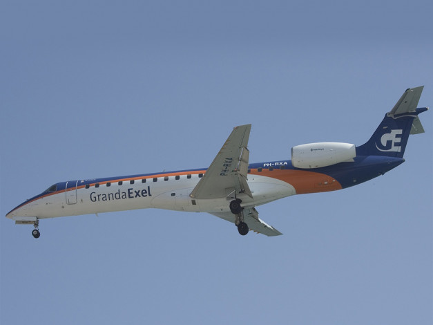 Обои картинки фото авиация, пассажирские, самолёты