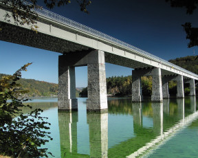 Картинка города мосты мост сваи река