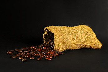 Картинка еда кофе +кофейные+зёрна мешочек зерна