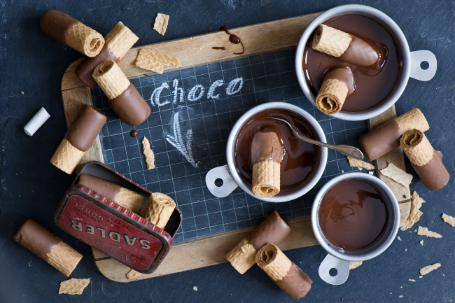 Обои картинки фото еда, пирожные,  кексы,  печенье, вафли, шоколад