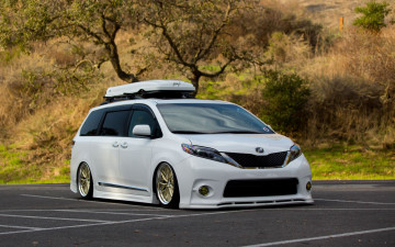 Картинка автомобили custom+van`s toyota