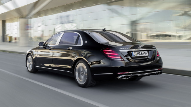 Обои картинки фото mercedes-maybach s650 s-class black 2018, автомобили, mercedes-benz, 2018, black, s-class, mercedes-maybach, s650