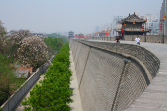 Картинка города -+буддийские+и+другие+храмы достопримечательности городская китай сиань стена