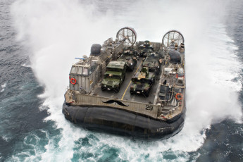 Картинка корабли суда+на+воздушной+подушке вмф