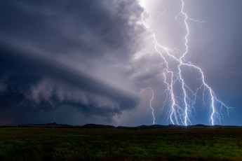 Картинка природа молния +гроза простор