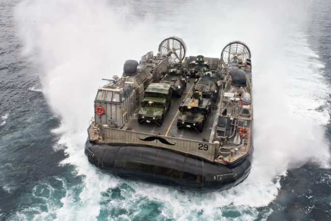 Обои картинки фото корабли, суда на воздушной подушке, вмф