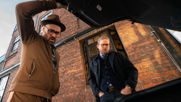 Картинка the+gentlemen+ 2020 кино+фильмы the+gentlemen криминал комедия боевик чарли ханнэм кадры из фильма джентльмены колин фаррелл