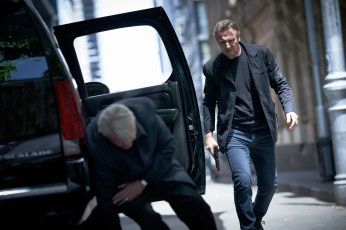 обоя blacklight || 2022, кино фильмы, blacklight, author, oreskis, лиам, нисон, трэвис, блэк, боевик, триллер, игра, теней