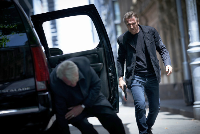 Обои картинки фото blacklight || 2022, кино фильмы, blacklight, author, oreskis, лиам, нисон, трэвис, блэк, боевик, триллер, игра, теней