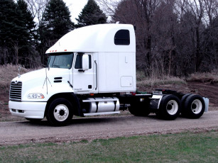 Картинка автомобили mack