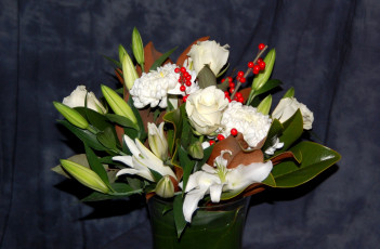 Картинка цветы букеты композиции хризантемы розы лилии