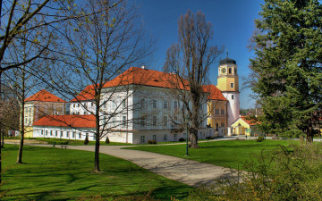 Картинка города дворцы замки крепости замок дорожки деревья