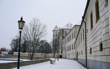 Картинка города улицы площади набережные снег зима здания фонарь улица