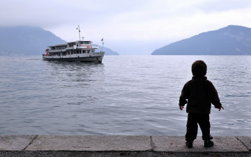 Картинка корабли теплоходы корабль море мальчик