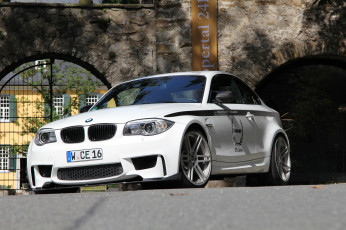 Картинка 2011 manhart mh1 biturbo based on bmw 1er e82 автомобили