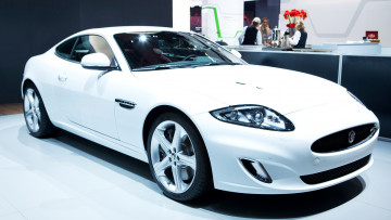 Картинка jaguar xk автомобили выставки уличные фото tata m класс-люкс великобритания
