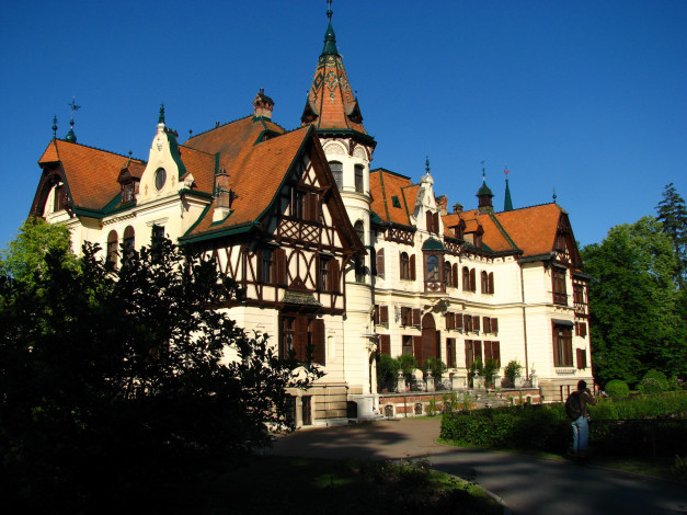 Обои картинки фото Чехия, zamek, lesna, города, дворцы, замки, крепости, замок