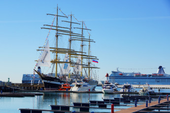 Картинка корабли порты+ +причалы сочи