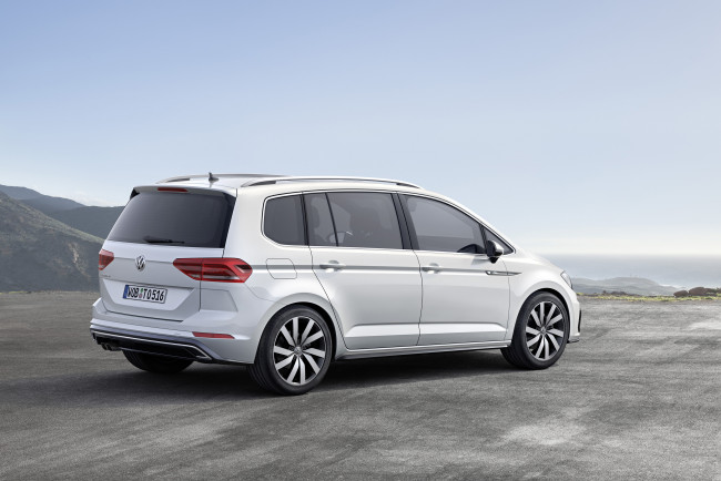 Обои картинки фото автомобили, volkswagen, светлый, 2015г, touran, r, line