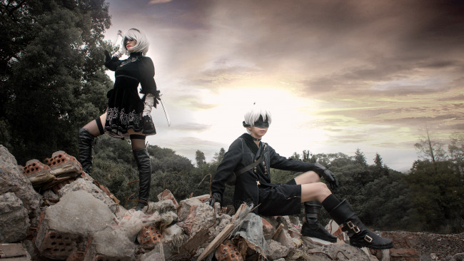 Обои картинки фото разное, мужчина женщина, андроиды, девушка, 2в, развалины, 9s, парень