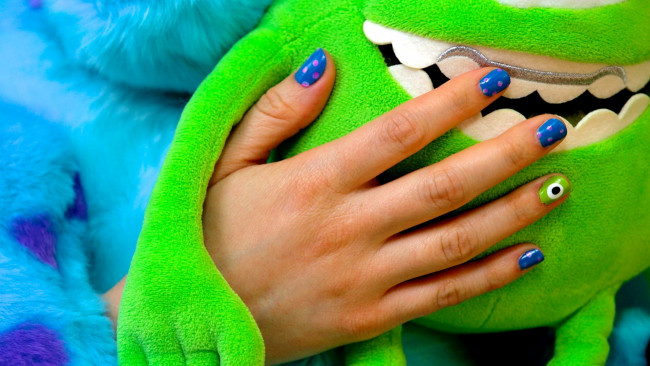 Обои картинки фото разное, руки,  ноги, маникюр