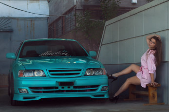 обоя девушка и авто, автомобили, -авто с девушками, девушка, женщина, шатенка, темноволосая, сексуальная, модель, звезда, позирует, разная, обувь, верхняя, стильная, одежда, нижнее, эротическое, бельё, трусы, лифчик, колготки, чулки, аксессуары, макияж, и, множество, элементов, на, фотографии