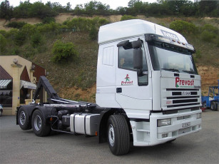 Картинка автомобили iveco