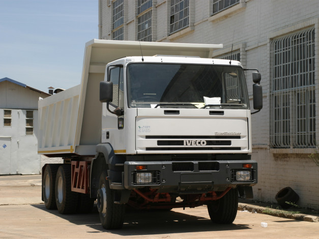 Обои картинки фото автомобили, iveco