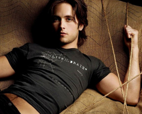 Картинка justin chatwin мужчины