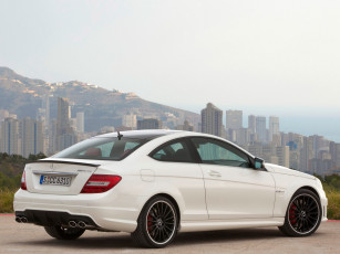 Картинка автомобили mercedes benz c63 amg
