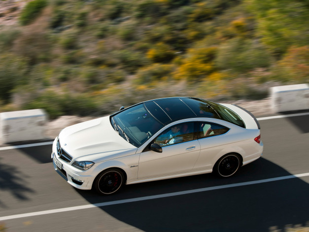 Обои картинки фото автомобили, mercedes, benz, c63, amg