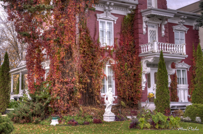 Обои картинки фото louiseville, города, здания, дома, квебек