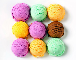 Картинка еда мороженое +десерты клубничное шоколадное фисташковой лакомство