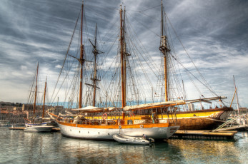 Картинка корабли порты+ +причалы гавань причал мачты