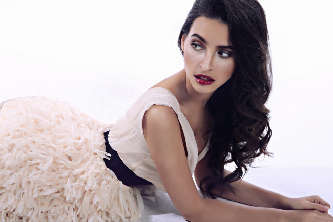 Обои картинки фото девушки, -unsort , брюнетки,  шатенки, волосы